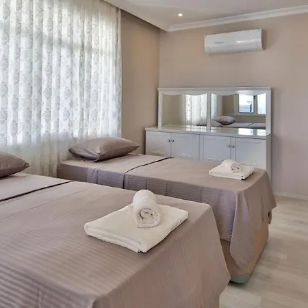 Orange Homes Fener Lara 2+1 אנטליה